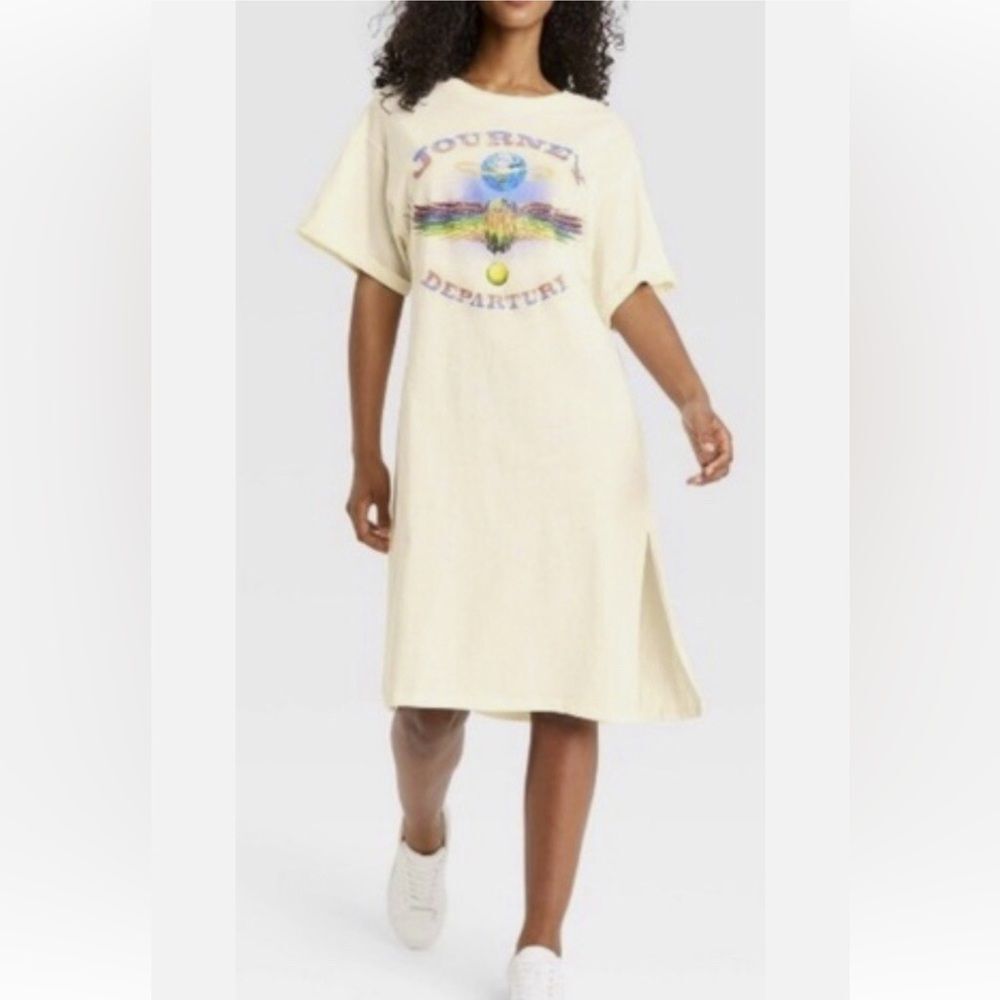 Casual Graphic Midi Dress in Cream - Relaxed Crewneck